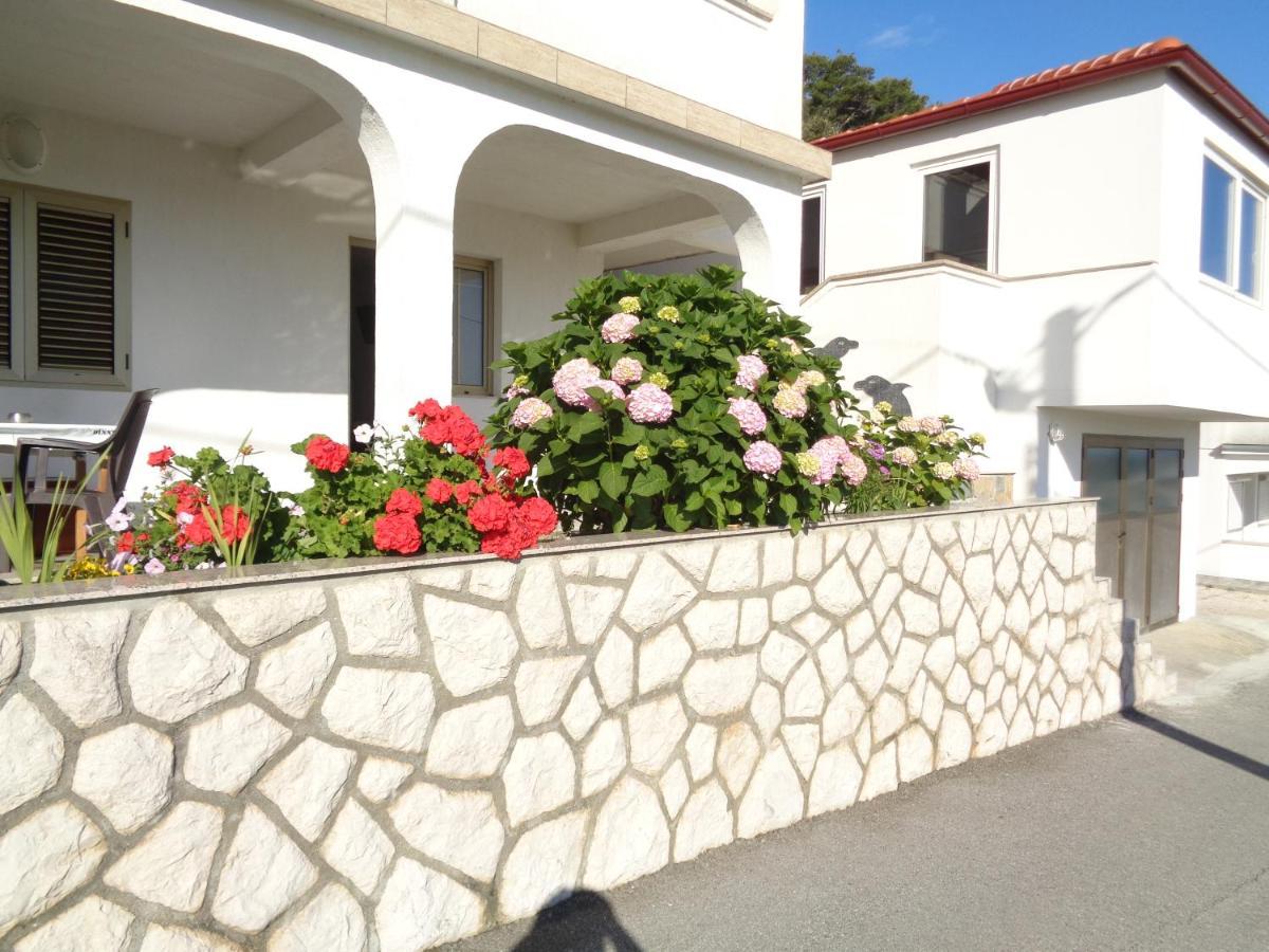 Apartments Marina Lopar Luaran gambar