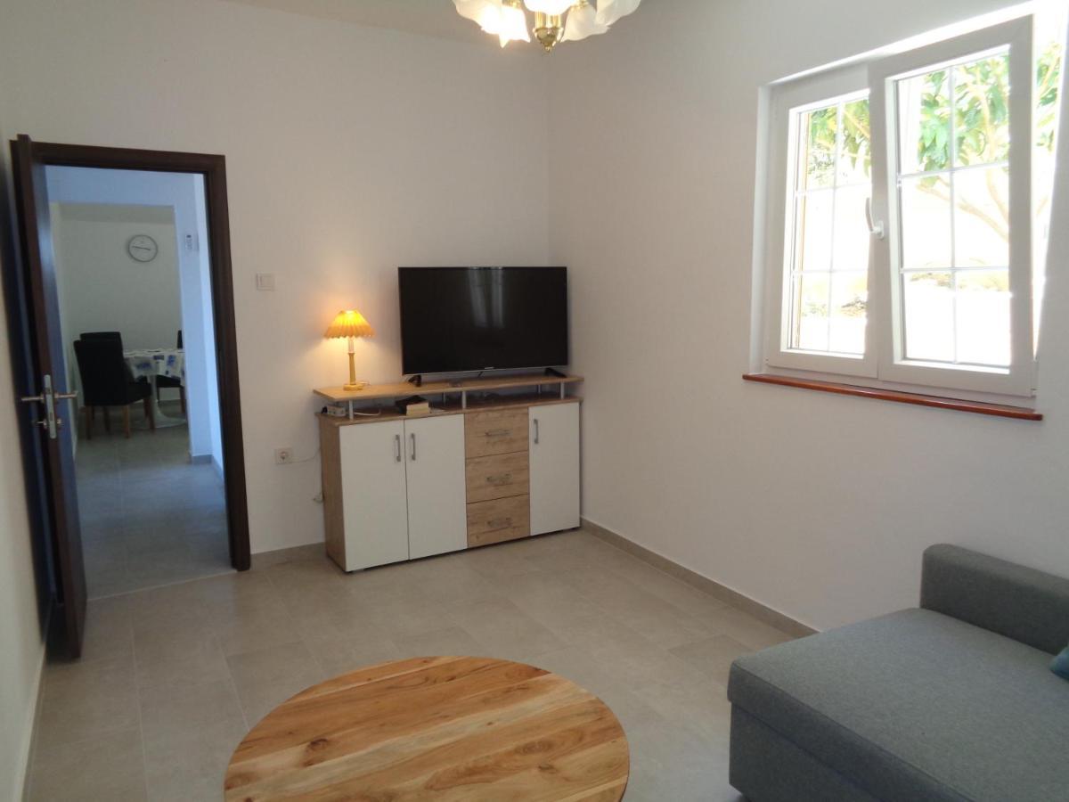 Apartments Marina Lopar Luaran gambar